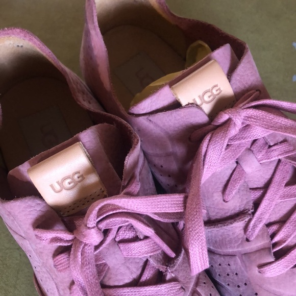 UGG treadlite tye suede sneaker - Picture 6 of 12